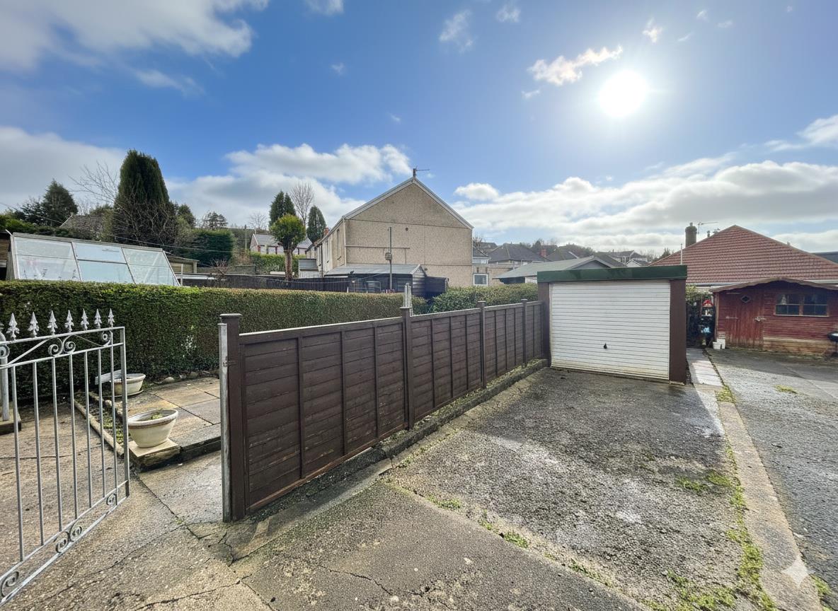 Cockett Road, Cockett, Swansea, SA2 0FG